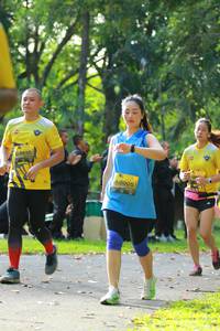 BIB: 0005
                            <button type="button" onclick="openModal(5127629)" class="btn btn-primary btn-sm float-right btn-popup" data-toggle="modal" data-target=".modal-high-quality">
                        <i class="fas fa-shopping-cart"></i> Add to Cart
                    </button>
                                            <button type="button" onclick="isThisMe(5127629, true)" class="btn btn-success btn-sm float-right btn-popup btn-isme hidden" data-toggle="tooltip" data-placement="bottom" title="นี่คือรูปของคุณใช่ไหม คลิกที่นี่เพื่อเอาเข้าอัลบั้ม">
                        <i class="fas fa-plus"></i> Add to album
                    </button>
                    <button type="button" onclick="isThisMe(5127629, false)" class="btn btn-warning btn-sm float-right btn-popup btn-isnotme hidden">
                        <i class="fas fa-ban"></i> Remove from album
                    </button>